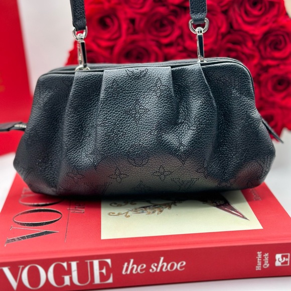 Louis Vuitton  mahina scala mini pouch in black color. In a perfect condition. - Picture 5 of 8